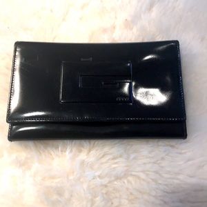gucci patent leather wallet